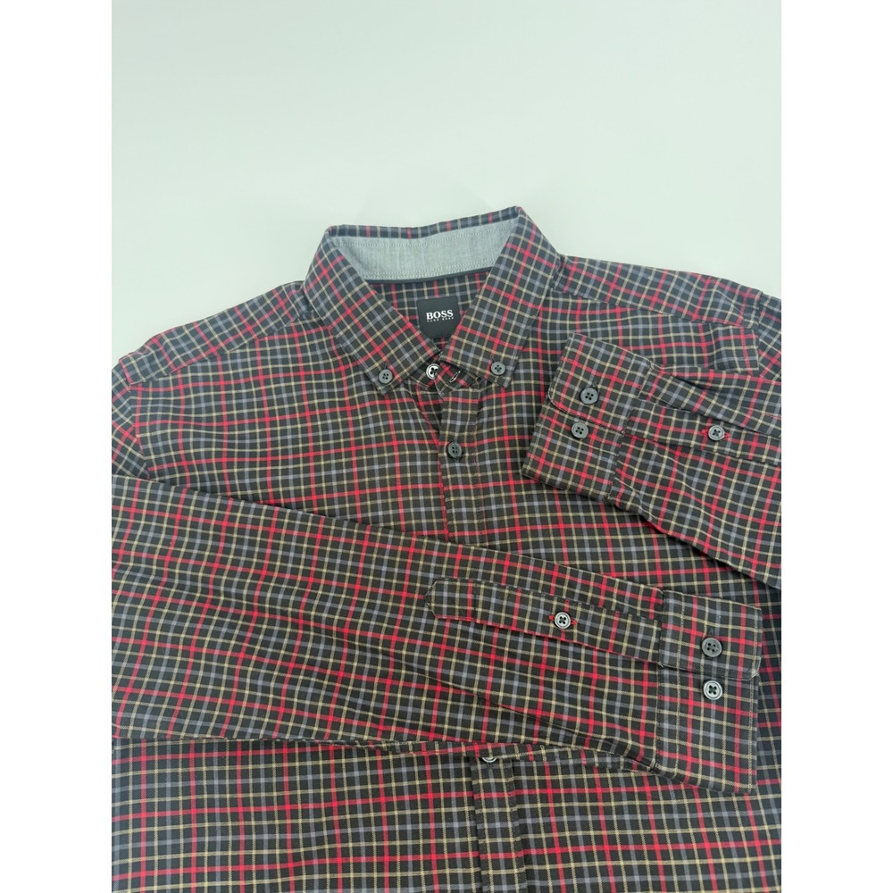 Hugo Boss Slim Fit Plaid Button Down Shirt Mens Medium Red Black Long Sleeve